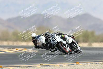 media/Apr-20-2025-CVMA (Sun) [[39090e8767]]/Race 9-Formula LW Twins Shootout/